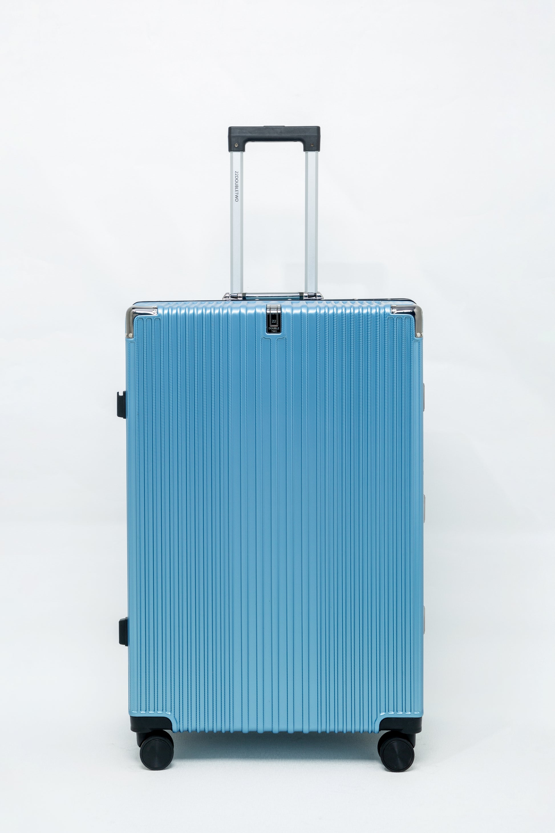 Aluminium Hard Shell Trolley – TSA Lock, 360° Wheels-4