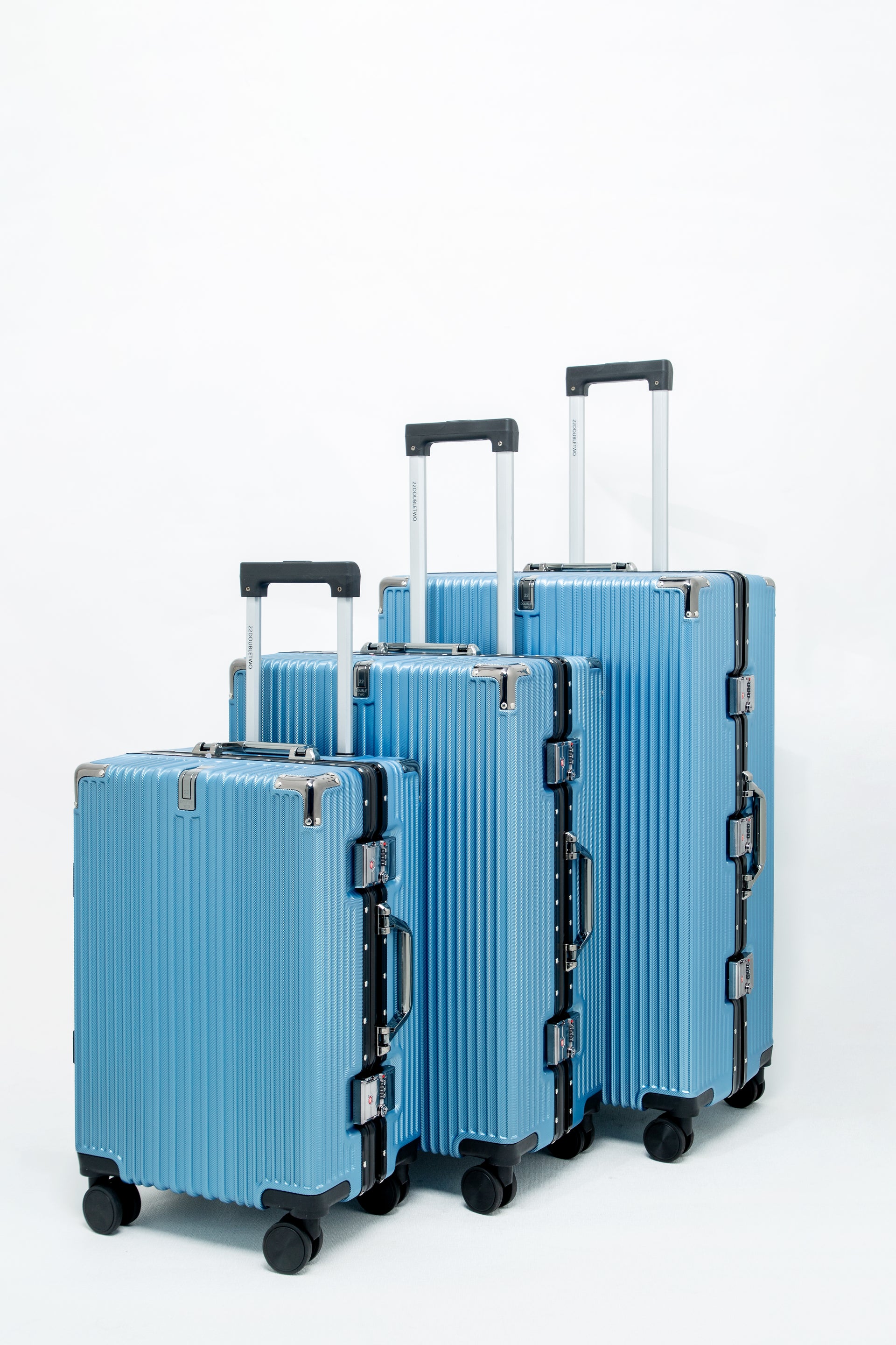 Aluminium Hard Shell Trolley – TSA Lock, 360° Wheels